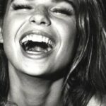 12 FORMAS DE SALIR DEL CASCARÓN DE LA NIÑA BUENA